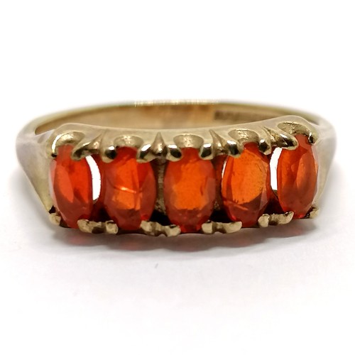 773 - 9ct hallmarked gold fire opal set ring - size P½ & 2.9g total weight ~ 1 stone has a natural fault