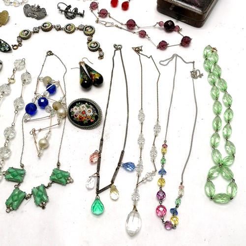 800 - Qty of mostly antique jewellery inc 2 x Mizpah brooches (1 silver), Austrian crystal & venetian bead... 