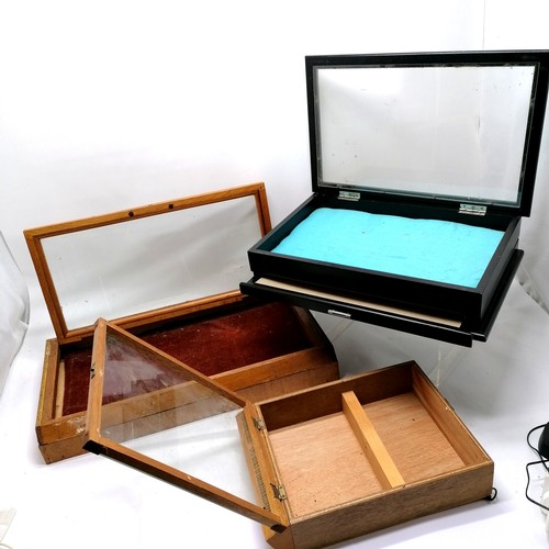 847 - 2 x jewellery display boxes t/w Henri Wintermans display cabinet - 36cm x 26cm x 9cm ~ all in used c... 