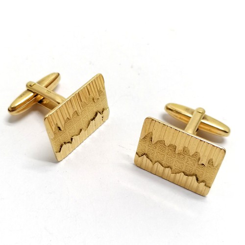 872 - 18ct marked gold pair of vintage cufflinks - 15.9g