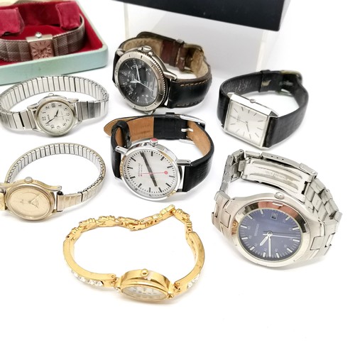 892 - Qty of watches inc Seiko quartz, Tissot (in box), Timex, Citizen eco-drive etc - for spares / repair... 