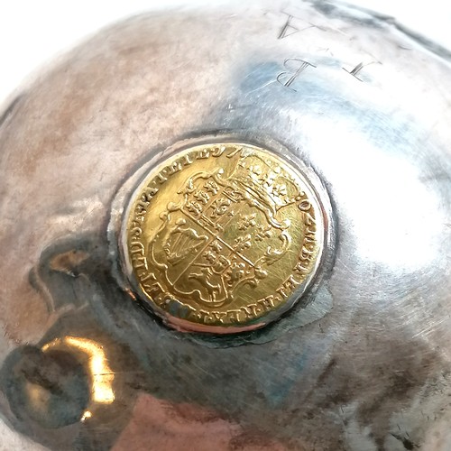 923 - Antique unmarked silver punch ladle inset with George III 1762 quarter guinea (5/- 3d) gold coin ~ t... 