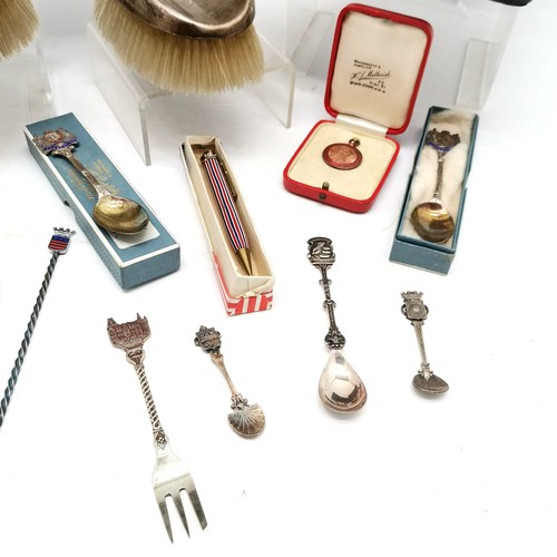 936 - 2 pairs of silver hallmarked clothes brushes - 1 pair boxed (a/f) with comb t/w mixed spoons (inc 2 ... 