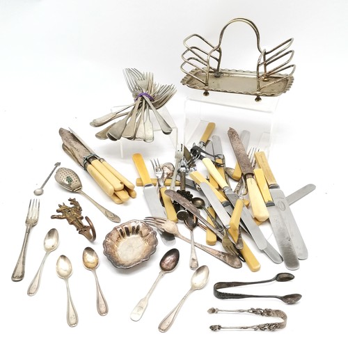 952 - Qty of silver cutlery (inc 800) 109g t/w loose flatware, novelty fox coat hook (11cm) etc