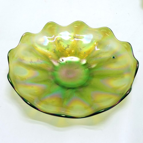 117 - 4 x Loetz (?) iridescent dessert bowls on plates (17cm diameter) - no obvious damage