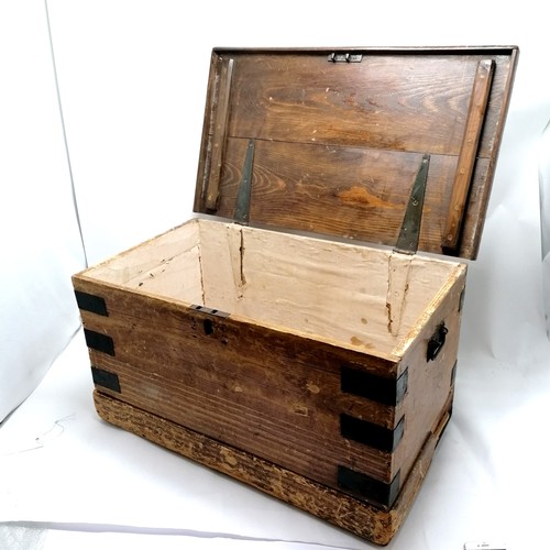 163 - Victorian scumble glazed small pine trunk with steel fittings - 68cm x 40cm x 37cm high - loss to pi... 