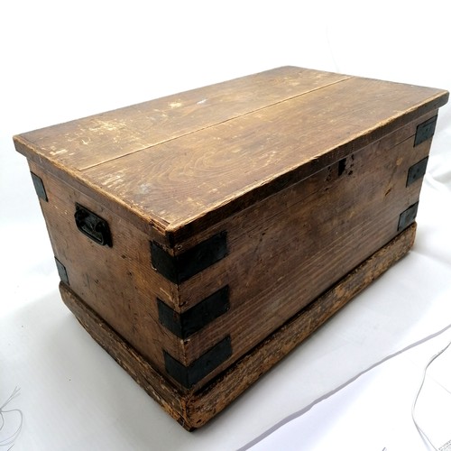 163 - Victorian scumble glazed small pine trunk with steel fittings - 68cm x 40cm x 37cm high - loss to pi... 