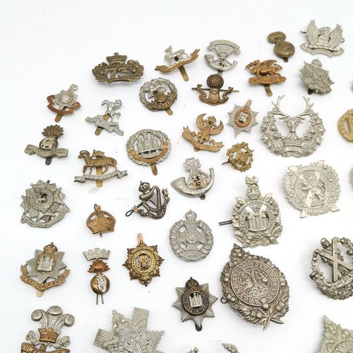 170 - Large collection / qty of military cap badges