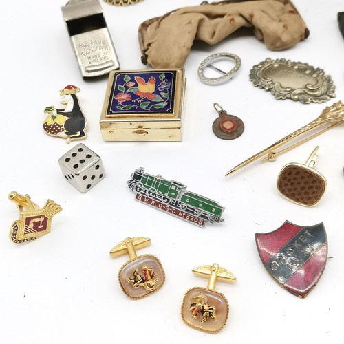 210 - Qty of oddments inc enamel badges, cloisonne pot, acme thunderer whistle, silver fronted miniature b... 