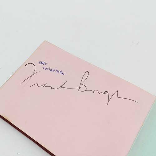 229 - Autograph book signed by (mostly) cricketers inc Tom Graveney, Gordon Greenidge, Mushtaq Mohammad, F... 