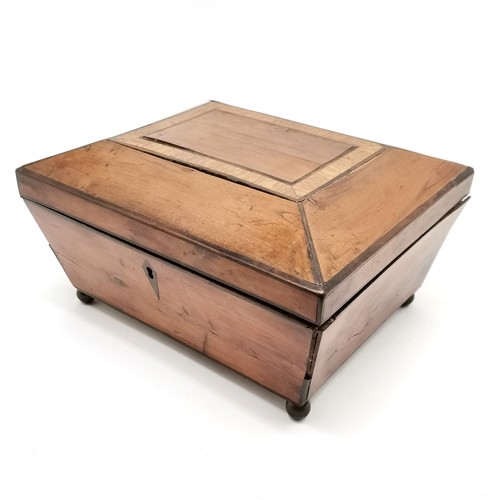 261 - Regency yew wood veneered sewing box with fitted tray terminating on 4 brass ball feet - 25cm x 20cm... 