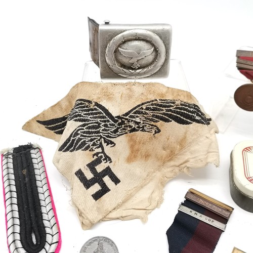 329 - Qty of militaria inc WWII, Nazi cloth badge (22cm across), Nazi aluminium buckle, Royal Marine shoot... 