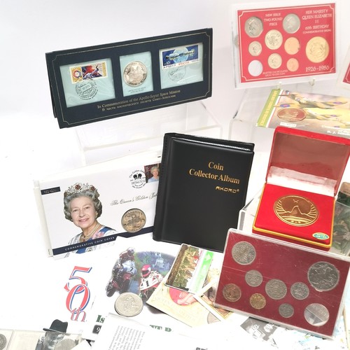 358 - Box with qty of coin covers, silver Apollo Soyuz medallion, Barack Obama $1, odd coins etc