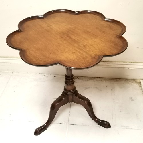 366 - Arthur Brett & Sons (Norwich) good quality mahogany snap top tripod table with dished out scallop to... 