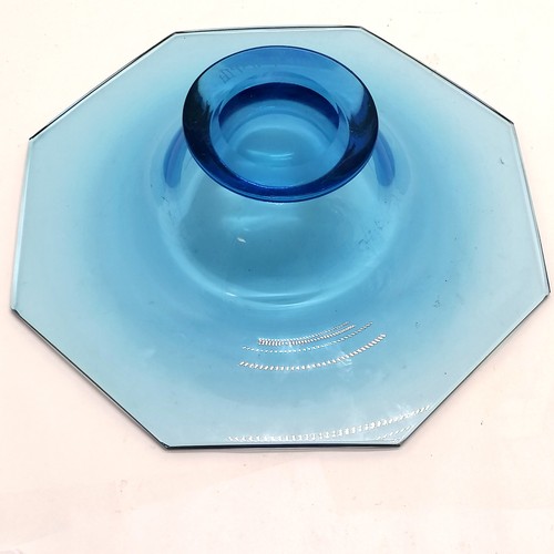 375 - Art blue glass tazza / footed octagonal bowl with Nancy etched markings - 34cm across x 10cm high an... 