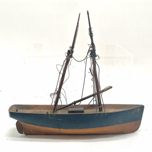 379 - Antique folk art model of a boat - 26cm long ~ mast / rigging needs attention