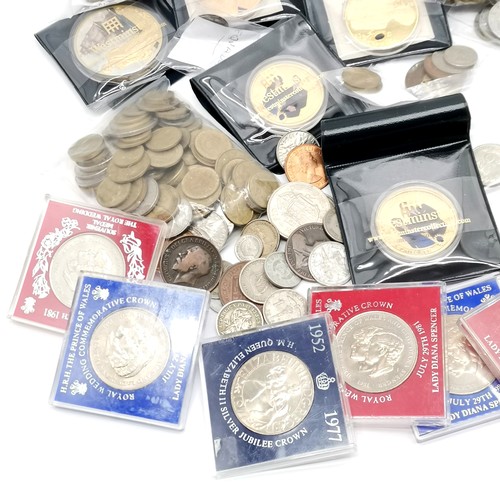 437 - Box of world coins with medallions (inc HMS Victory) etc