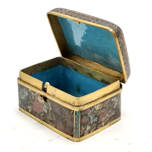 22 - Oriental cloisonne box with floral decoration & with hinged lid (catch a/f) - 5.5cm across