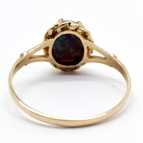 278 - 9ct gold hallmarked ring set with an opal size R 1.4g total weight