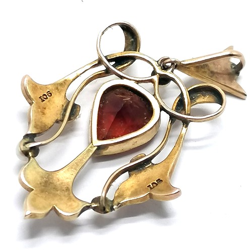 320 - 2 x 9ct marked gold antique Art Nouveau pendants set with citrine / garnet / seed pearls - longest 4... 