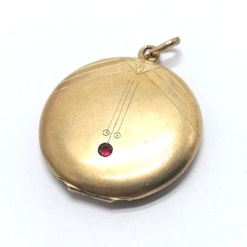 322 - 8ct marked gold Art Deco photo locket pendant set with a ruby - 3.5cm total drop & 4.9g total weight... 