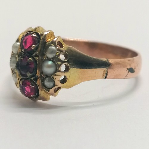 329 - Antique unmarked rose gold red paste / pearl set ring - size Q & 2.1g total weight