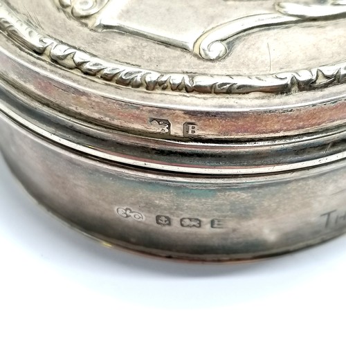 474 - 1926 Elkington & Co silver hinge lidded circular box with Royal Mail Steam Packet Co 1st prize (Fanc... 