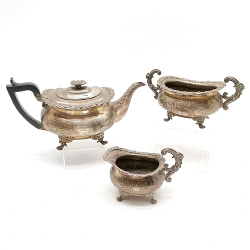 488 - Antique Old Sheffield plate silver plated 3 piece tea set with hippocampus crest - pot 31cm across ~... 