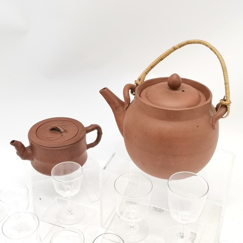 64 - Yixing Oriental style teapot t/w another & qty of glassware