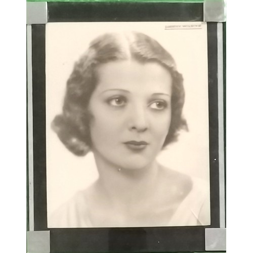 91 - Aspreys Art Deco mirrored glass picture frame containing Dorothy Wilding photograph - 38cm x 31.5cm ... 