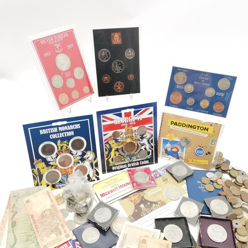 193 - Qty of world coins inc Paddington 50p, 1951 boxed crowns etc - approx 5.25kgs