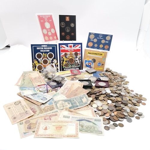 193 - Qty of world coins inc Paddington 50p, 1951 boxed crowns etc - approx 5.25kgs