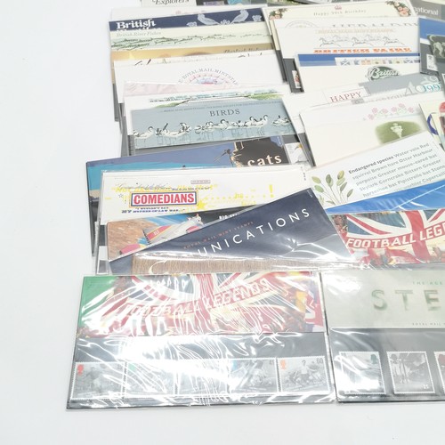 195 - Qty of GB presentation packs (FV £100+)