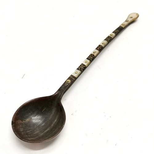 255 - Turkish ottoman horn with mother of pearl / metal detail fruit sherbet spoon - 24.7cm and has slight... 