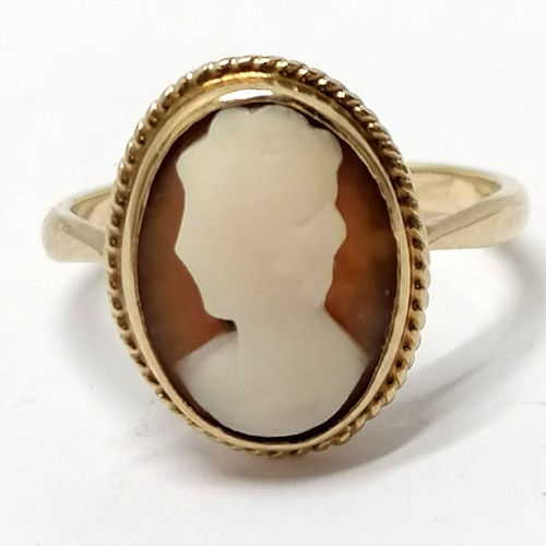 306 - 9ct marked gold hand carved shell cameo portrait ring - size P½ & 2.9g and is in a Bravingtons box ~... 