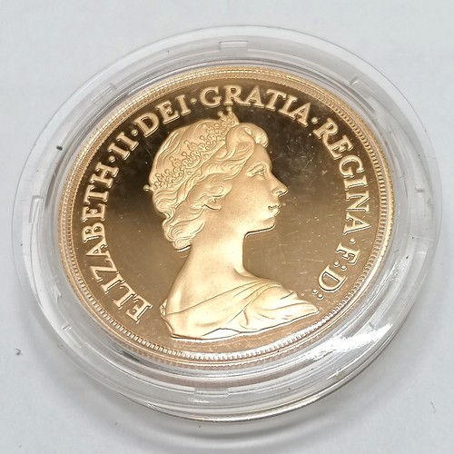 7 - 1981 GB £5 proof 22 carat gold 'sovereign series' coin in Royal Mint box - the coin weighs 39.94g