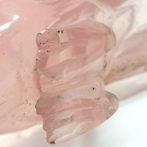 103 - Oriental carved rose quartz bird figure - 11cm and has chip to beak & toes