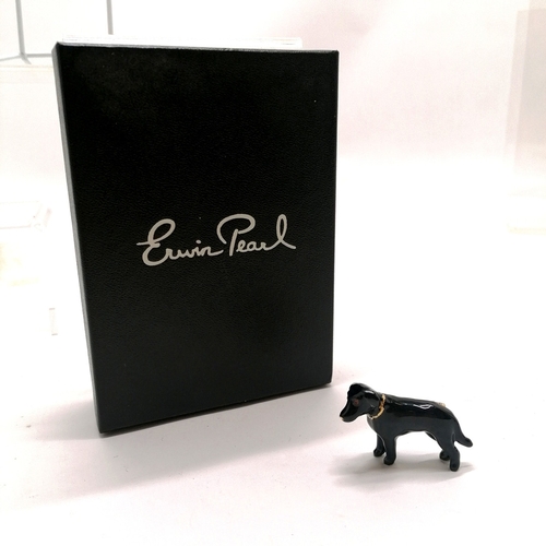 565 - Erwin Pearl enamel dog brooch (4.5cm) in original retail box with pouch - no obvious damage