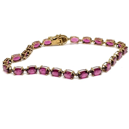 585 - 9ct hallmarked gold amethyst & diamond stone set bracelet - 18cm & 5.7g total weight - SOLD ON BEHAL... 