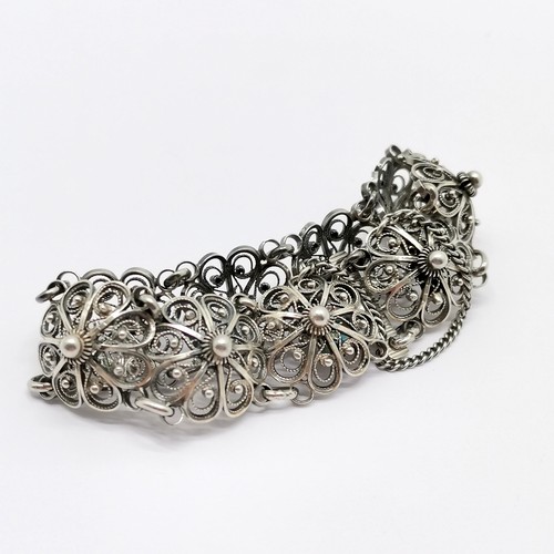 600 - Henrik Lund Norwegian 830 silver filigree panel bracelet - 20cm & 30g