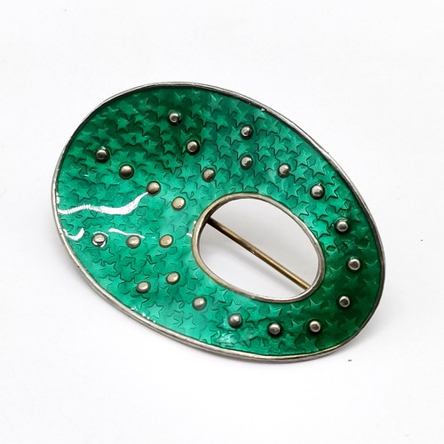 609 - Øystein Balle silver enamel brooch with star background - 4.5cm & 10g total weight with no obvious d... 