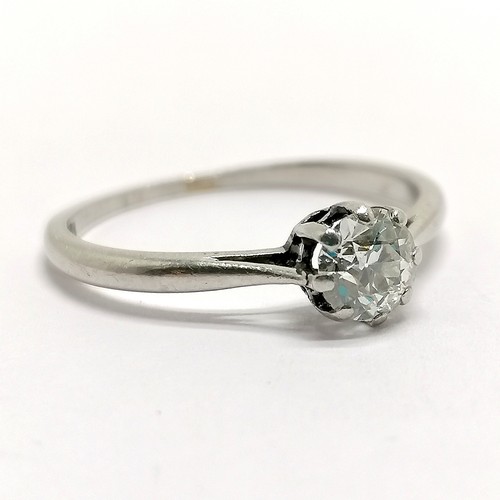 630 - Platinum diamond solitaire ring - size O½ & 2.5g total weight ~ diamond approx 4.6mm diameter