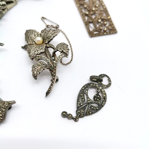 738 - Qty of vintage marcasite stone set jewellery inc some silver, lorgnettes are 15cm open and slight a/... 