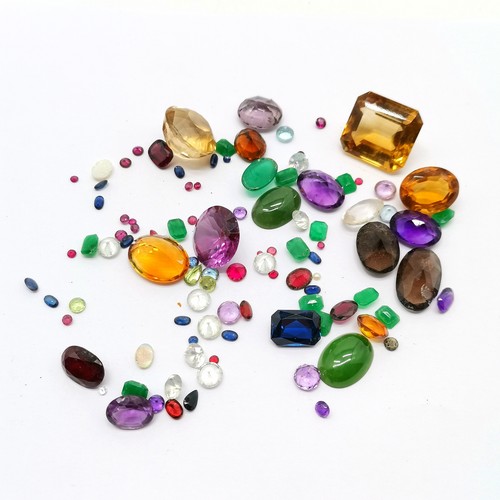 745 - Qty of loose gemstones inc citrine, man-made alexandrite, opal etc