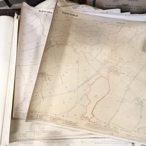 329 - Quantity of mostly antique Ordnance Survey maps of the M4 corridor covering Wiltshire near Swindon