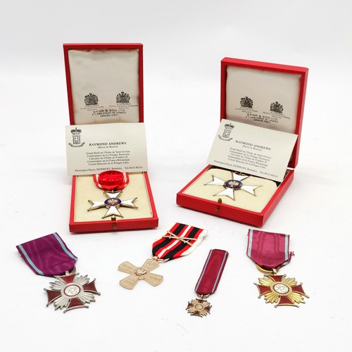 345 - 6 x Poland medals ~ 3 x Cross of Merit (inc miniature), 2 x Order of Polonia Restituta (commander (w... 