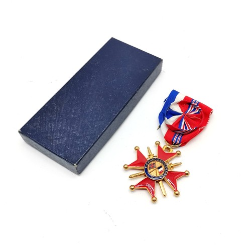 435 - 3 x France medals ~ 2 x Cross of Honour of the Franco-British Association (Croix d’Honneur Franco-Br... 