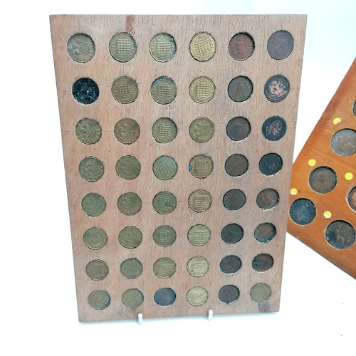 437 - Qty of coins inc 3d's, ½p's etc