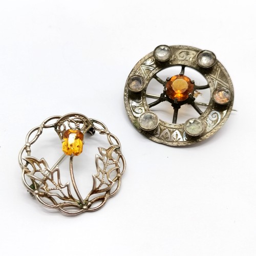 504 - 5 x silver brooches inc micro mosaic (a/f), antique, Ruskin (3cm diameter) etc - total weight (5) 49... 