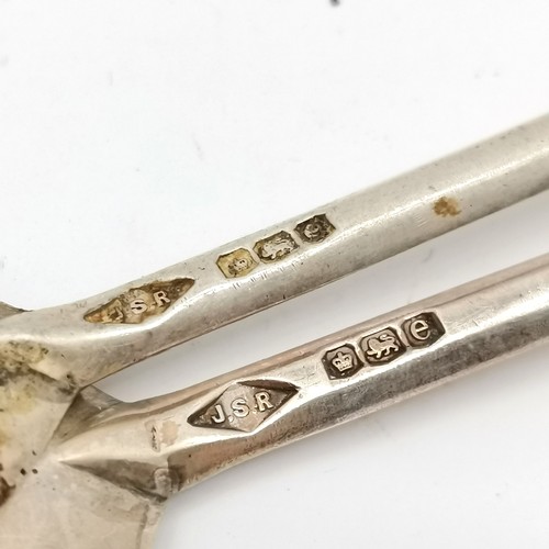 743 - 1922 silver hallmarked pair of seal top spoons by JSR (J Sidney Rambridge, Salisbury) in their origi... 